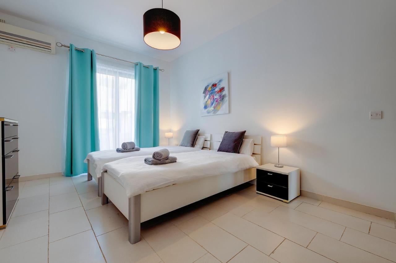 Marvellous Apartment With Valletta And Harbour Views Sliema Exterior photo